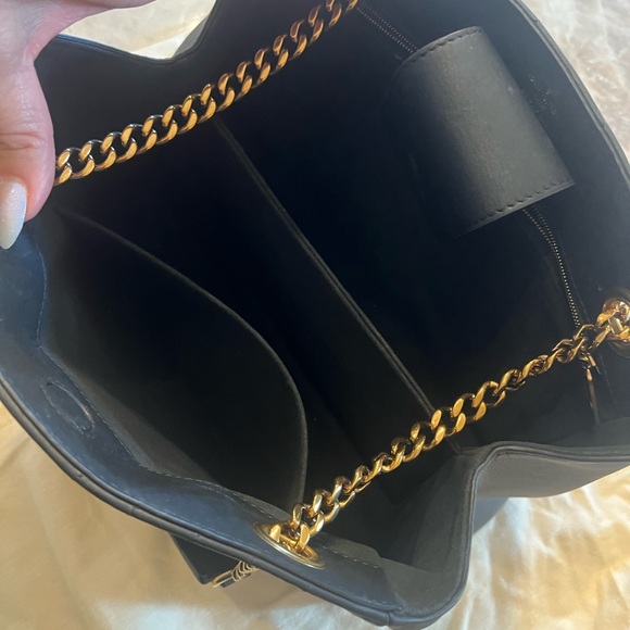 Louis Vuitton New Wave Chain Tote - Picture 9 of 14